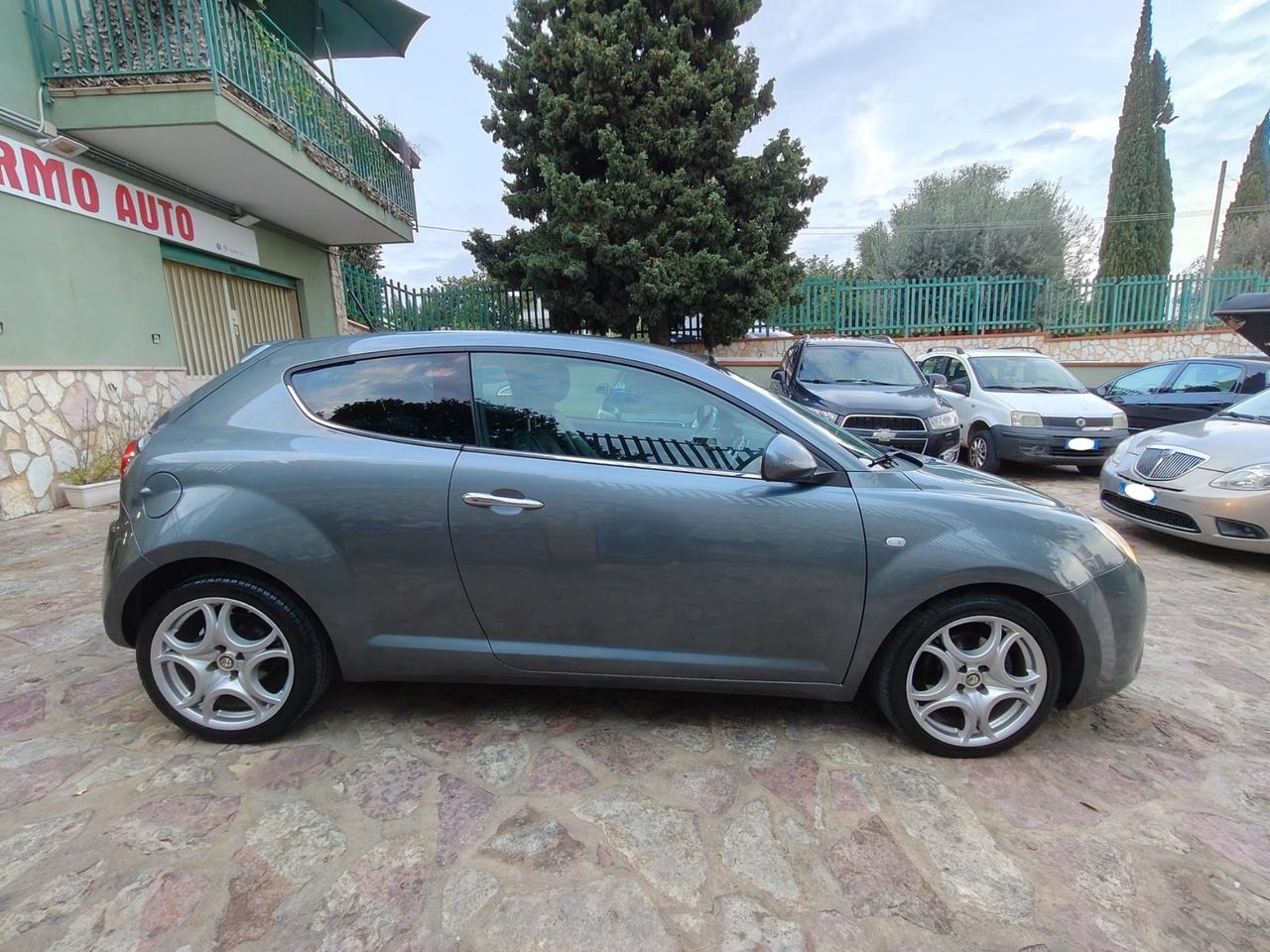 Alfa Romeo MiTo 1.3 JTDm-2 85 CV S&S Distinctive Sport Pack