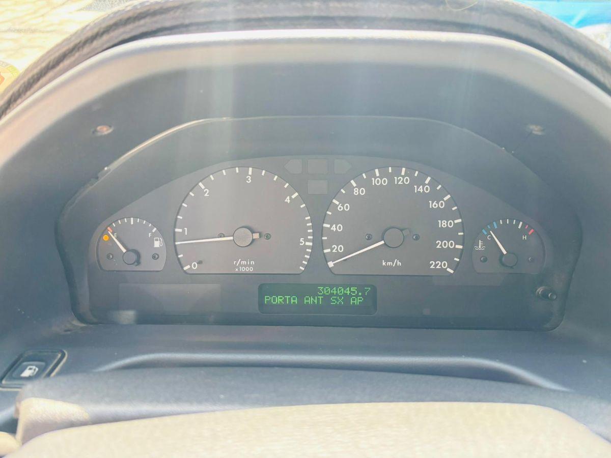 Land Rover Range Rover 2.5 turbodiesel DT (p38)