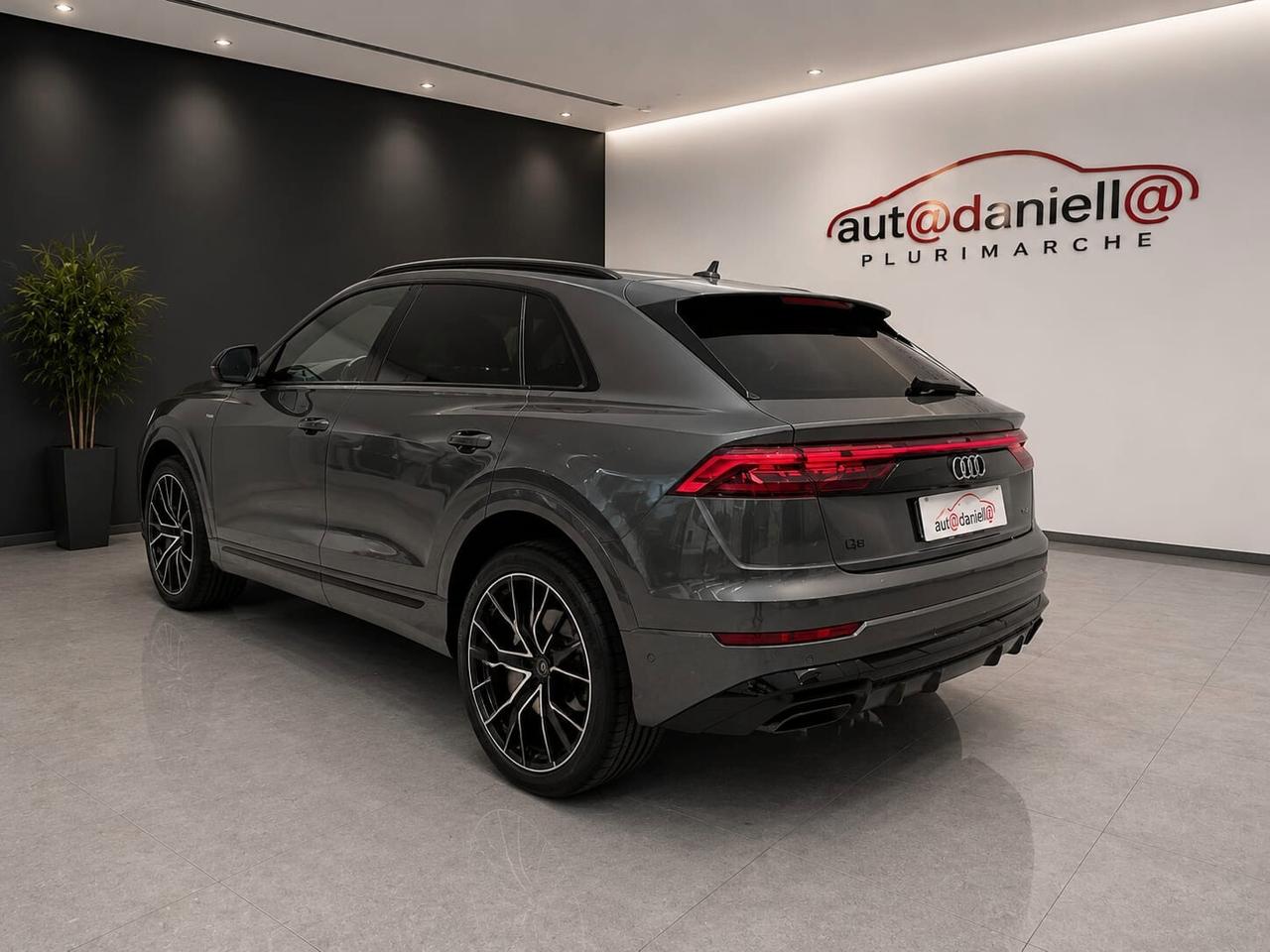Audi Q8 SUV TDI quattro 286 cv Tiptronic S line edition