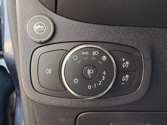 FORD Fiesta 1.1 75 CV BENZ/GPL 5 porte Titanium OK NEPATENTATI