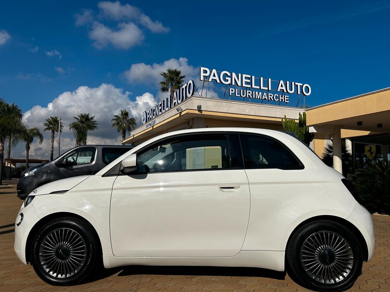 Fiat 500 Passion Cabrio 42 kWh NAVI FULL LED