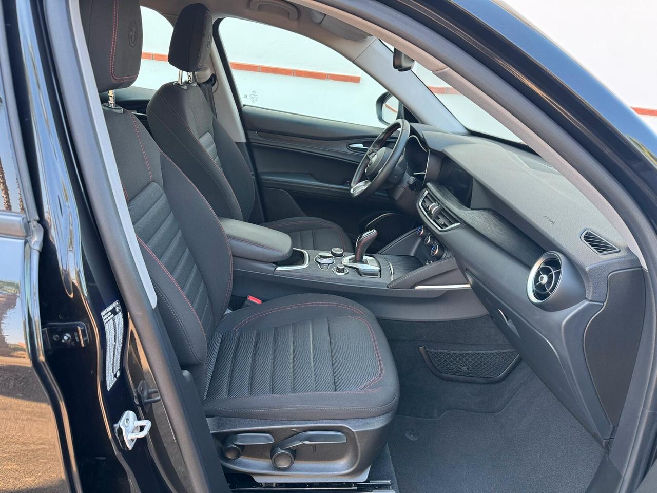 Alfa Romeo Stelvio 2.2 Turbodiesel 160 CV