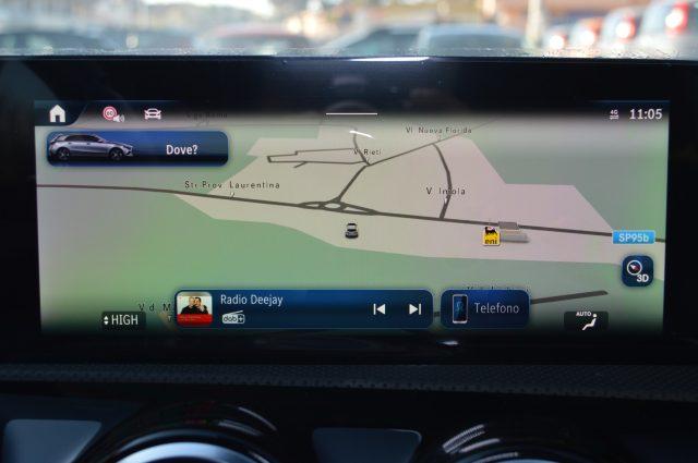 MERCEDES-BENZ A 180 d Automatic Business Extra Carplay