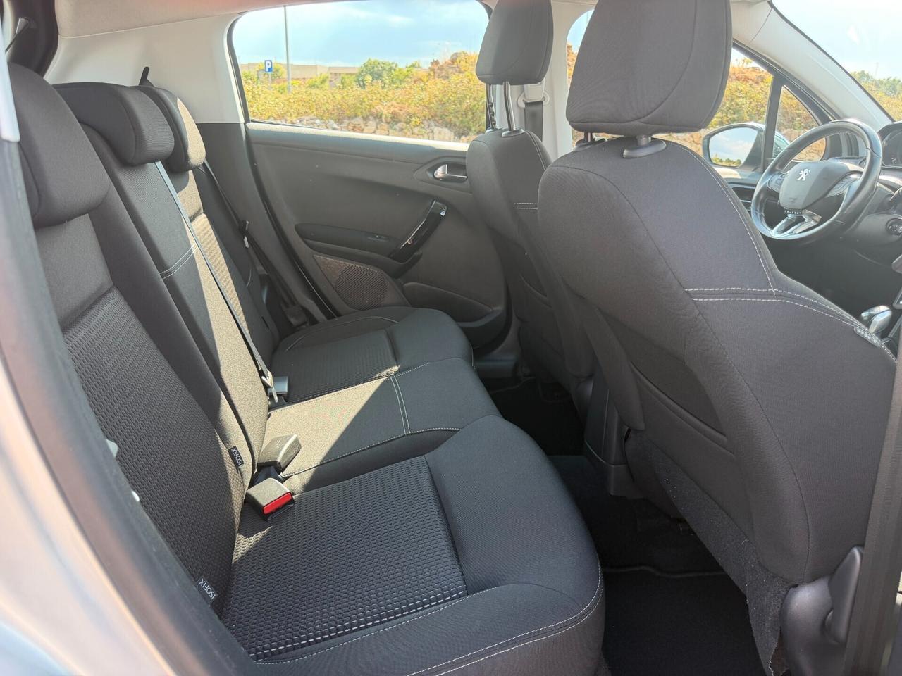 Peugeot 208 1.6 BlueHDi 100cv 5 porte Allure
