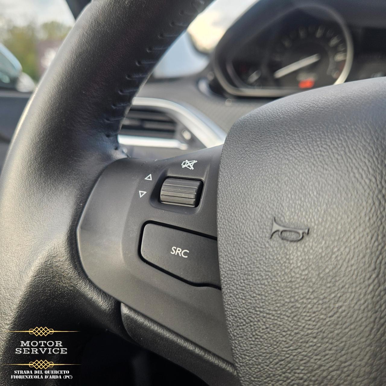 Peugeot 208 UNIPRO 33000KM PREZZO REALE