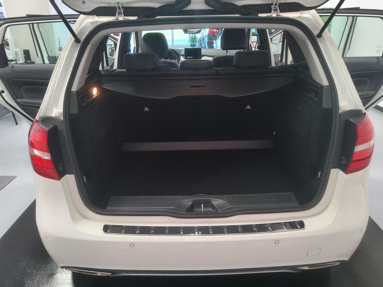 Mercedes-benz B 180 Premium