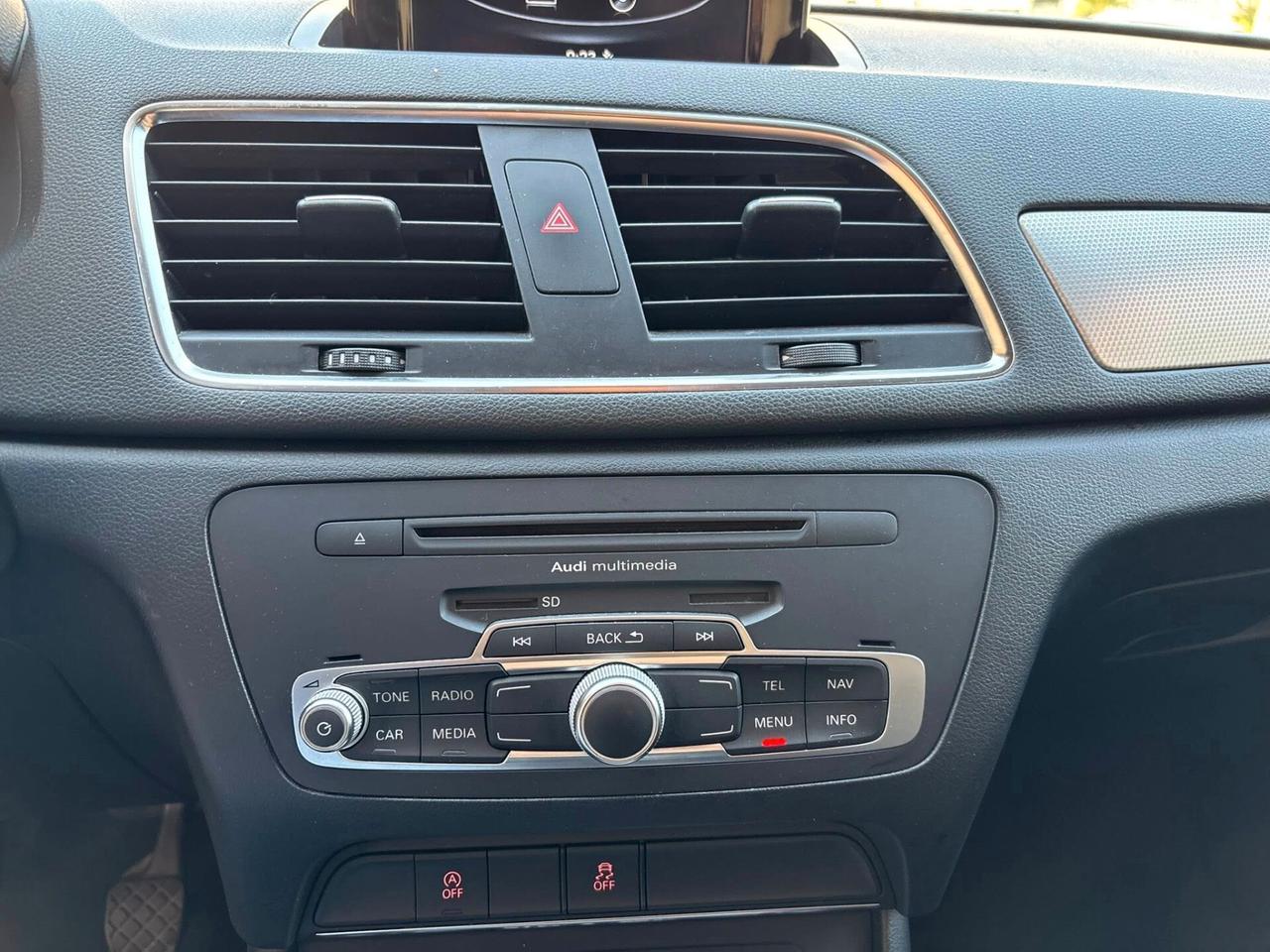 Audi Q3 2.0 TDI 140CV - 2014