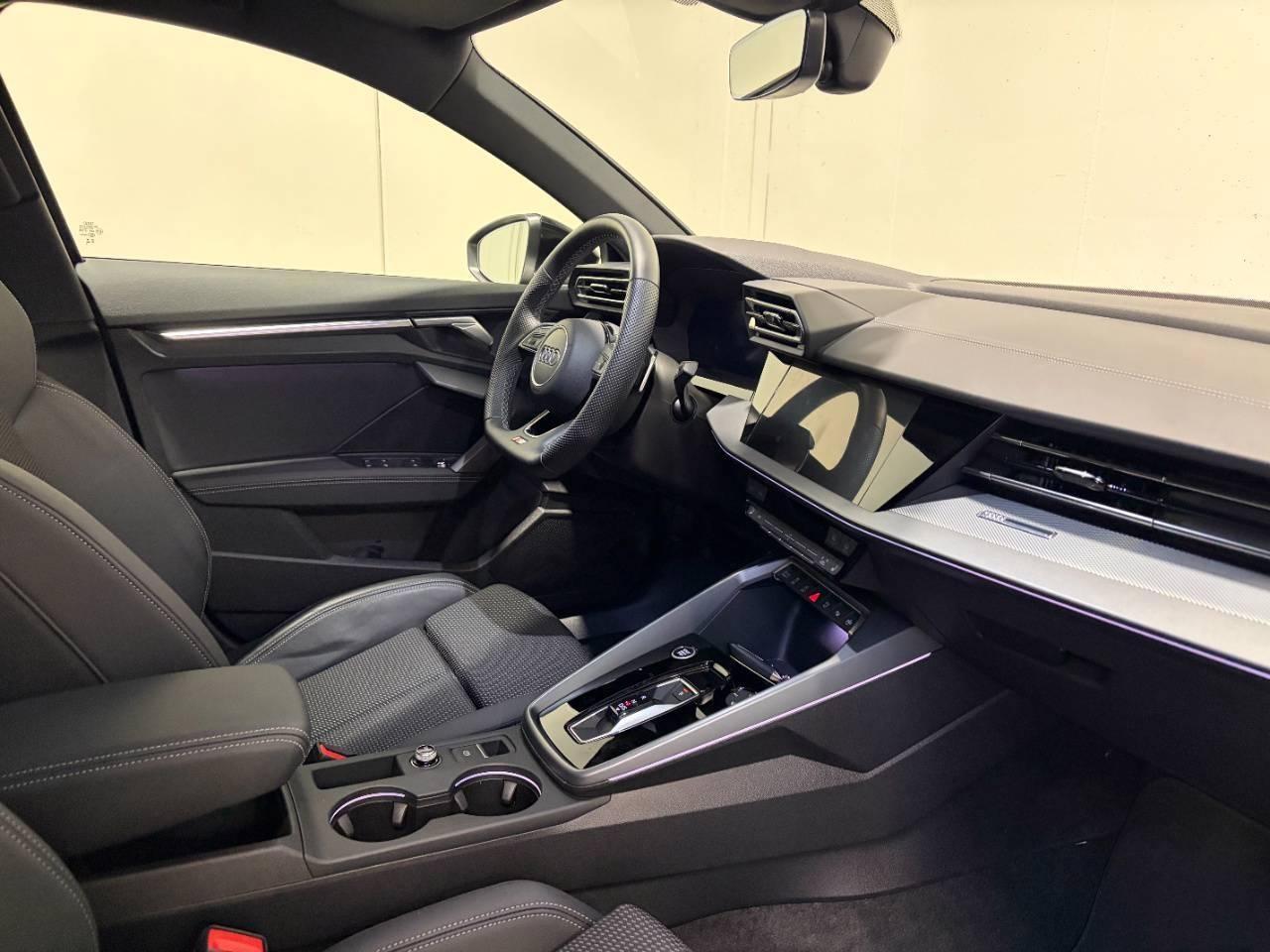 AUDI A3 SPORTBACK 35 TDI S-TRONIC S-LINE