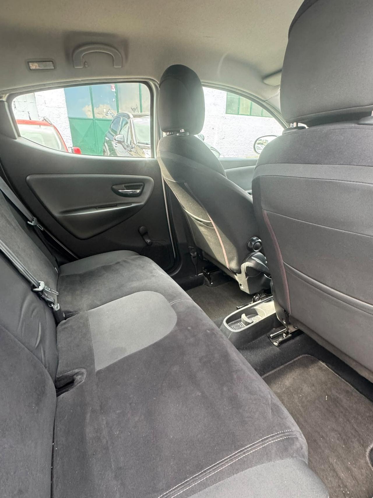 Lancia Ypsilon 1.3 MJT 16V 95 CV 5 porte S&S Platinum