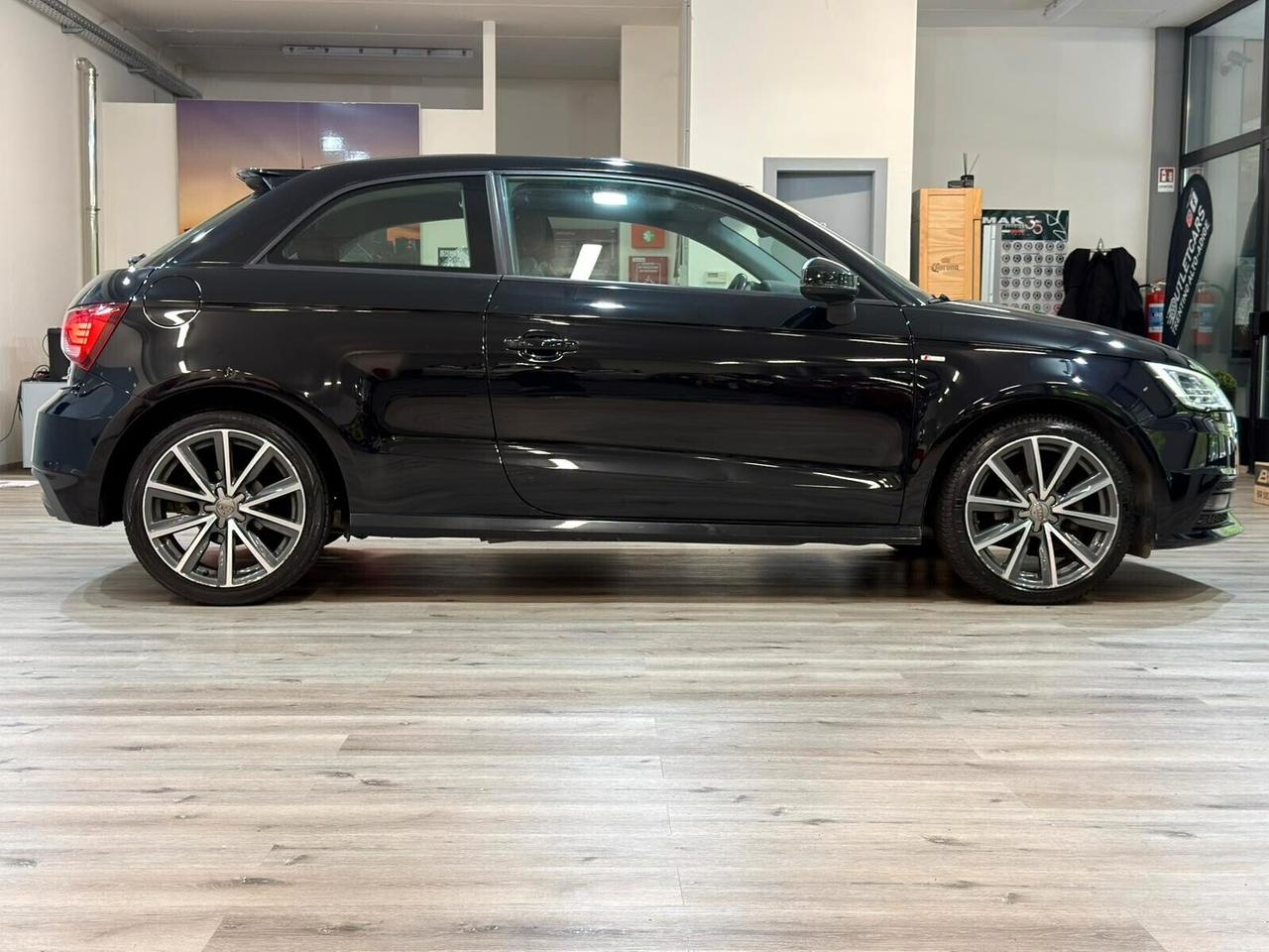 AUDI A1 S-LINE ULTRA 1.4tdi 90cv SPORT 3P