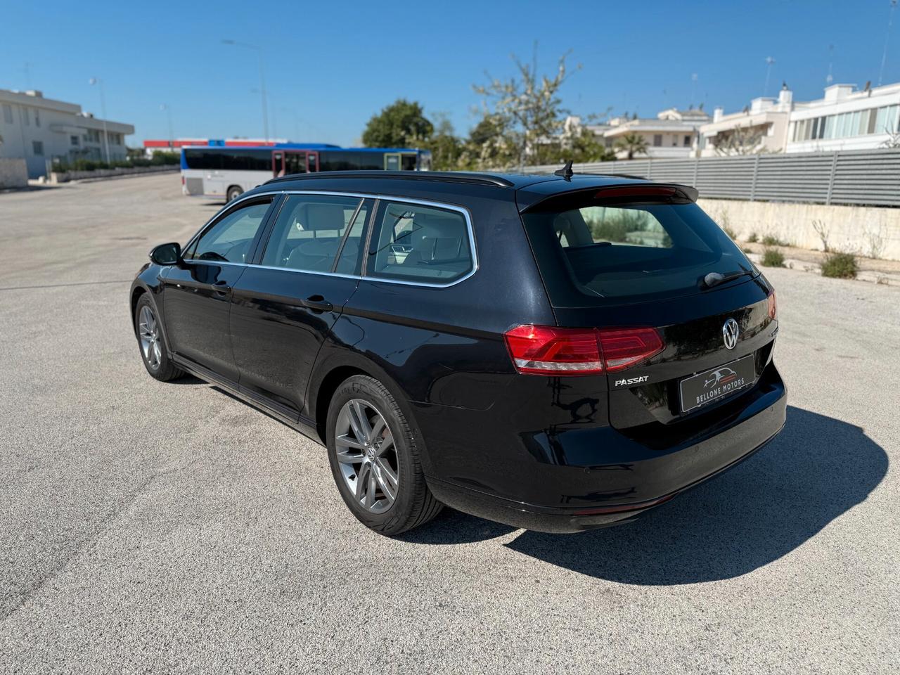 Volkswagen Passat Variant 1.6 TDI DSG Businessline BlueMotion