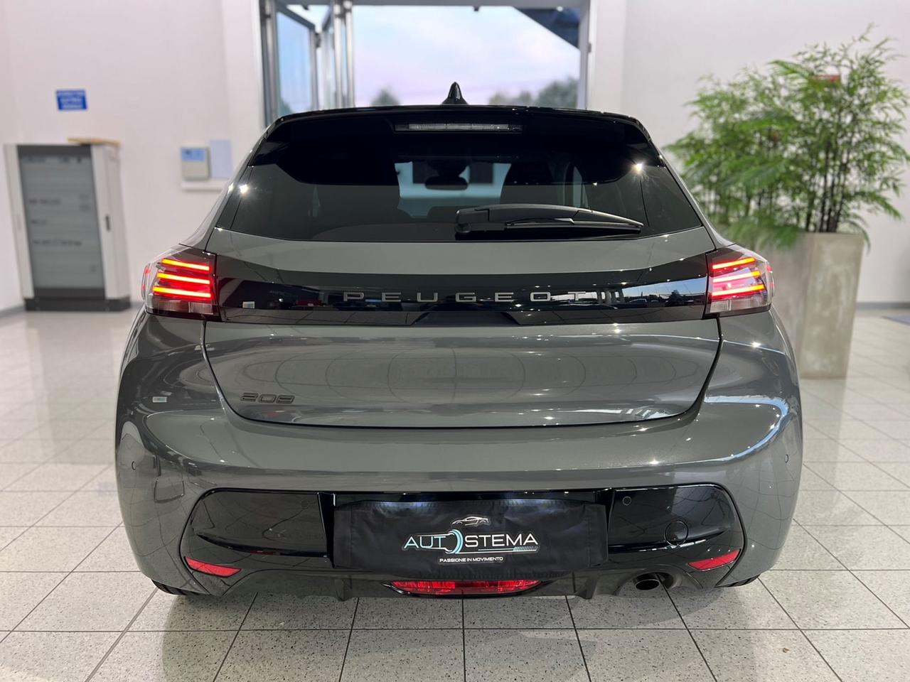 PEUGEOT 208 II 2023 208 1.2 puretech Allure s&s 100cv - COME NUOVA