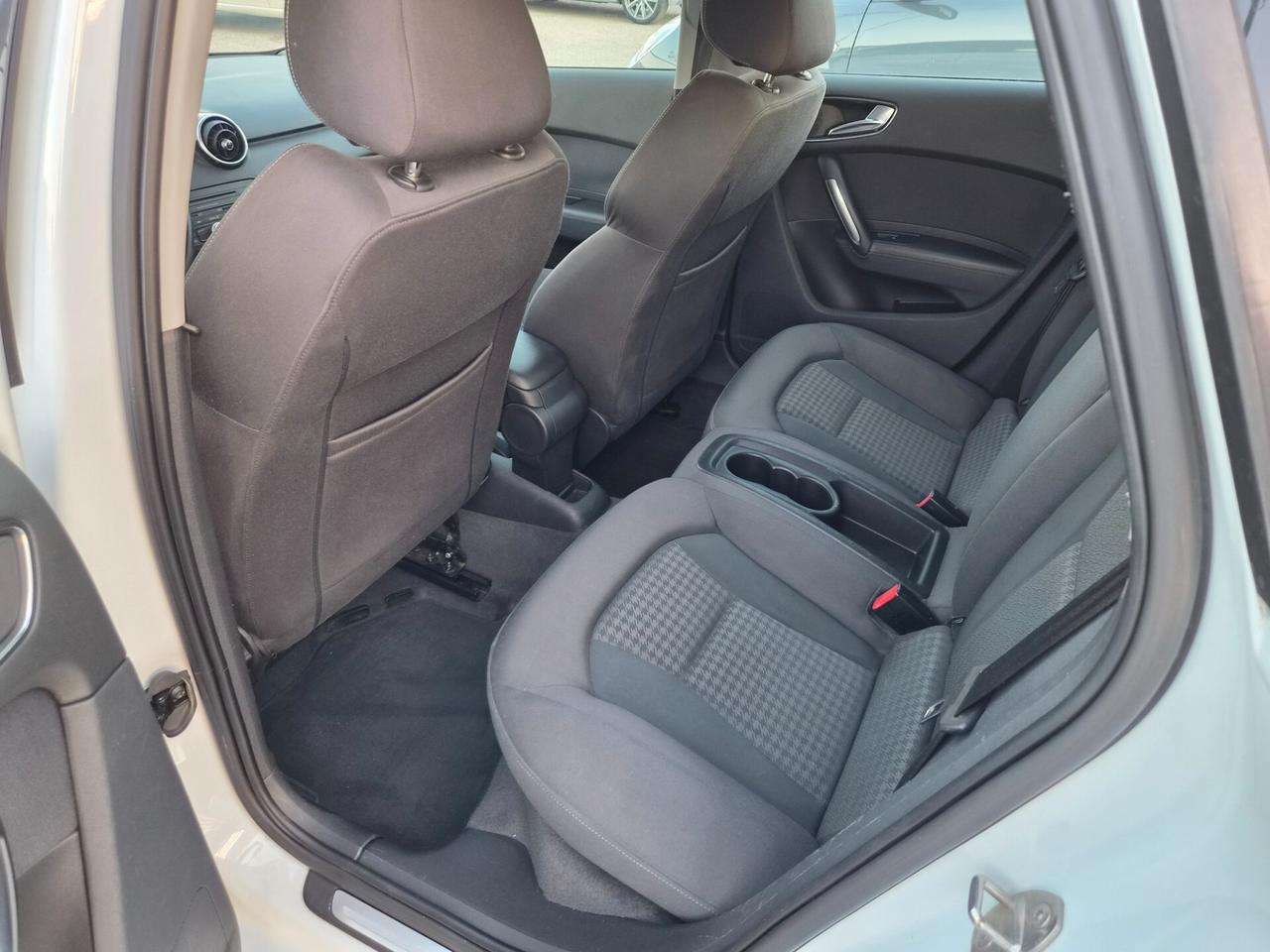 Audi A1 SPB 1.6 TDI 105 CV Ambition
