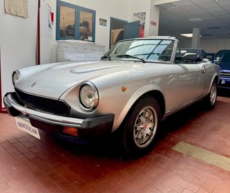 Fiat 124 Spider Europa Pininfarina