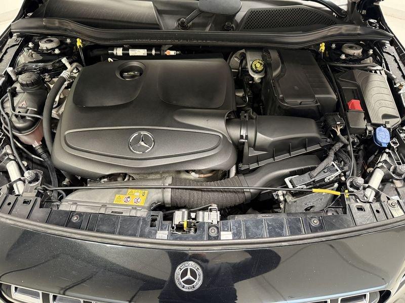 Mercedes-Benz GLA GLA 200 Premium AMG Night Edition