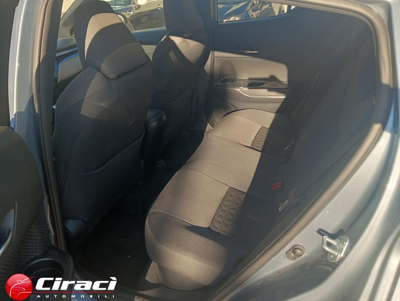 Toyota C-HR 1.8 Hybrid E-CVT Trend