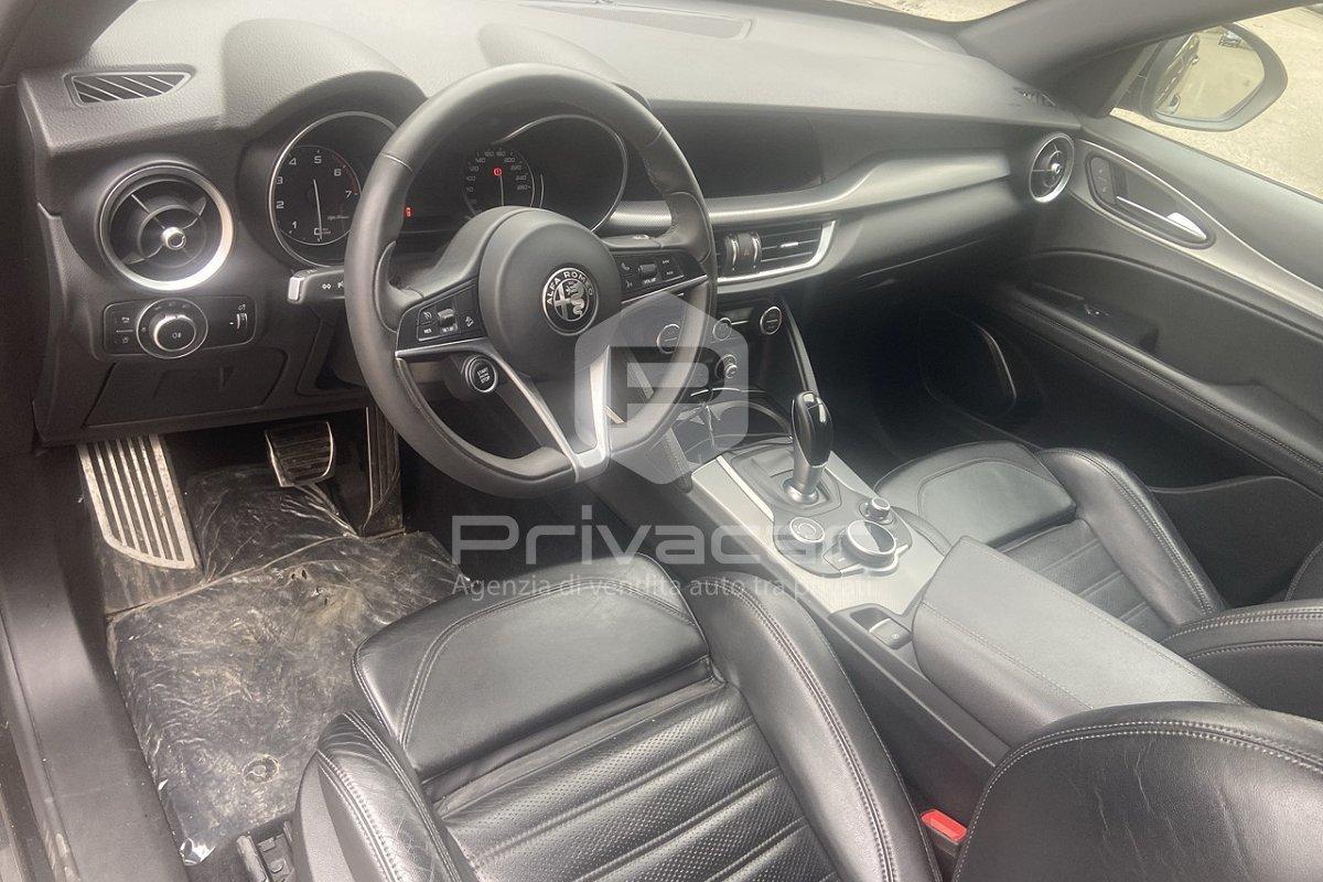 ALFA ROMEO Stelvio 2.0 Turbo 280 CV AT8 Q4 Super