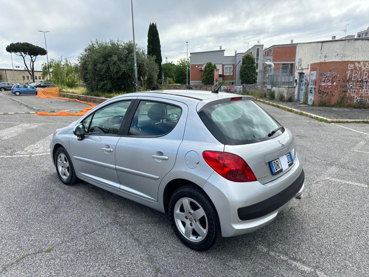 Peugeot 207 1.4 VTi 5p X Line