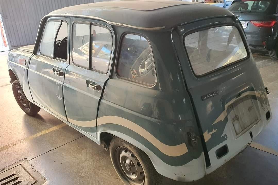 Renault 4