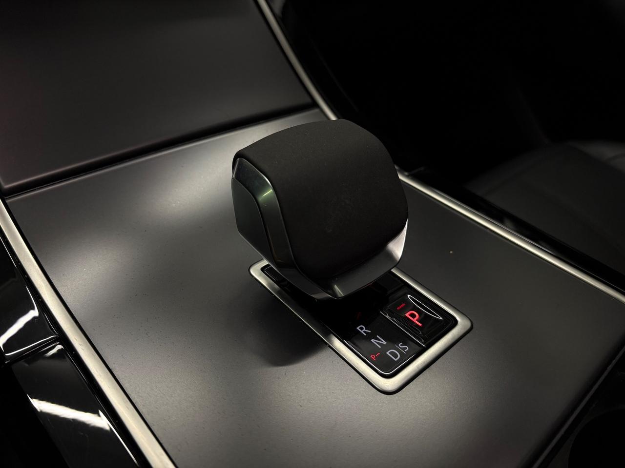 Land Rover Range Velar D200 MHEV*TETTO*