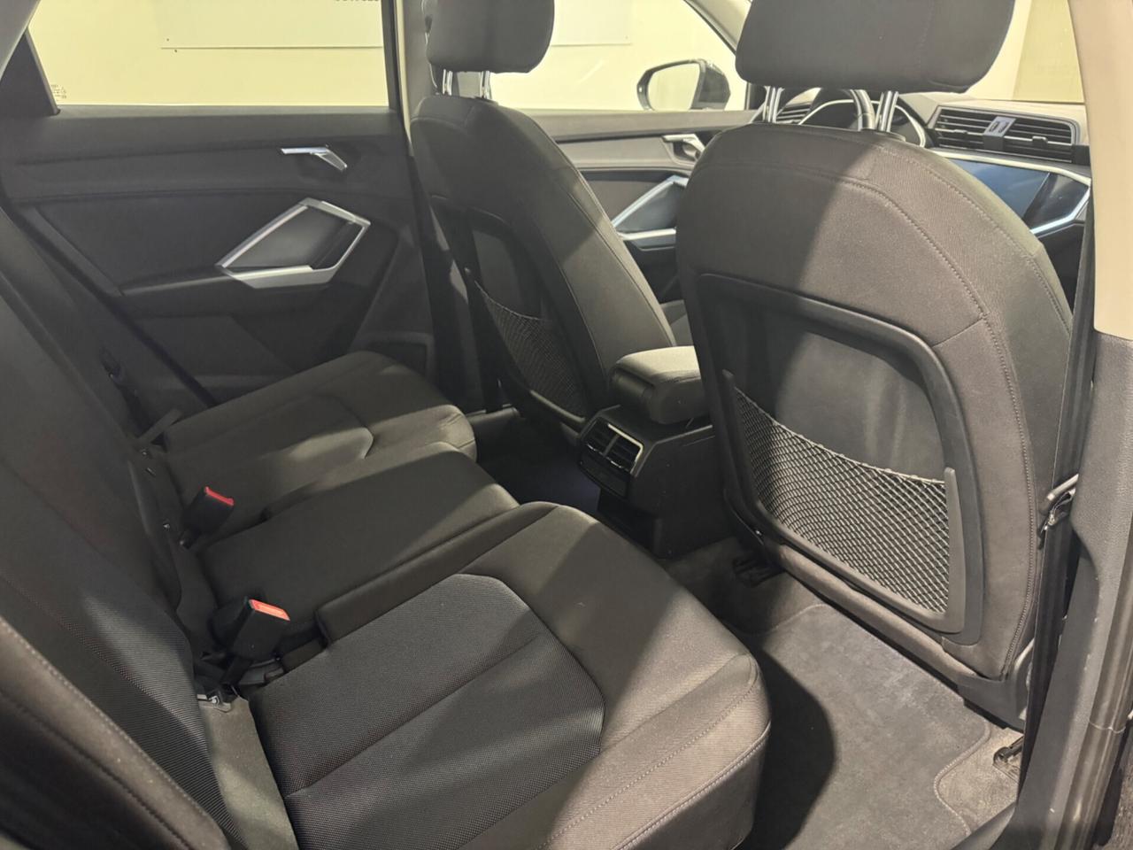 Audi Q3 SPB 35 TDI S tronic Business Advanced Plus