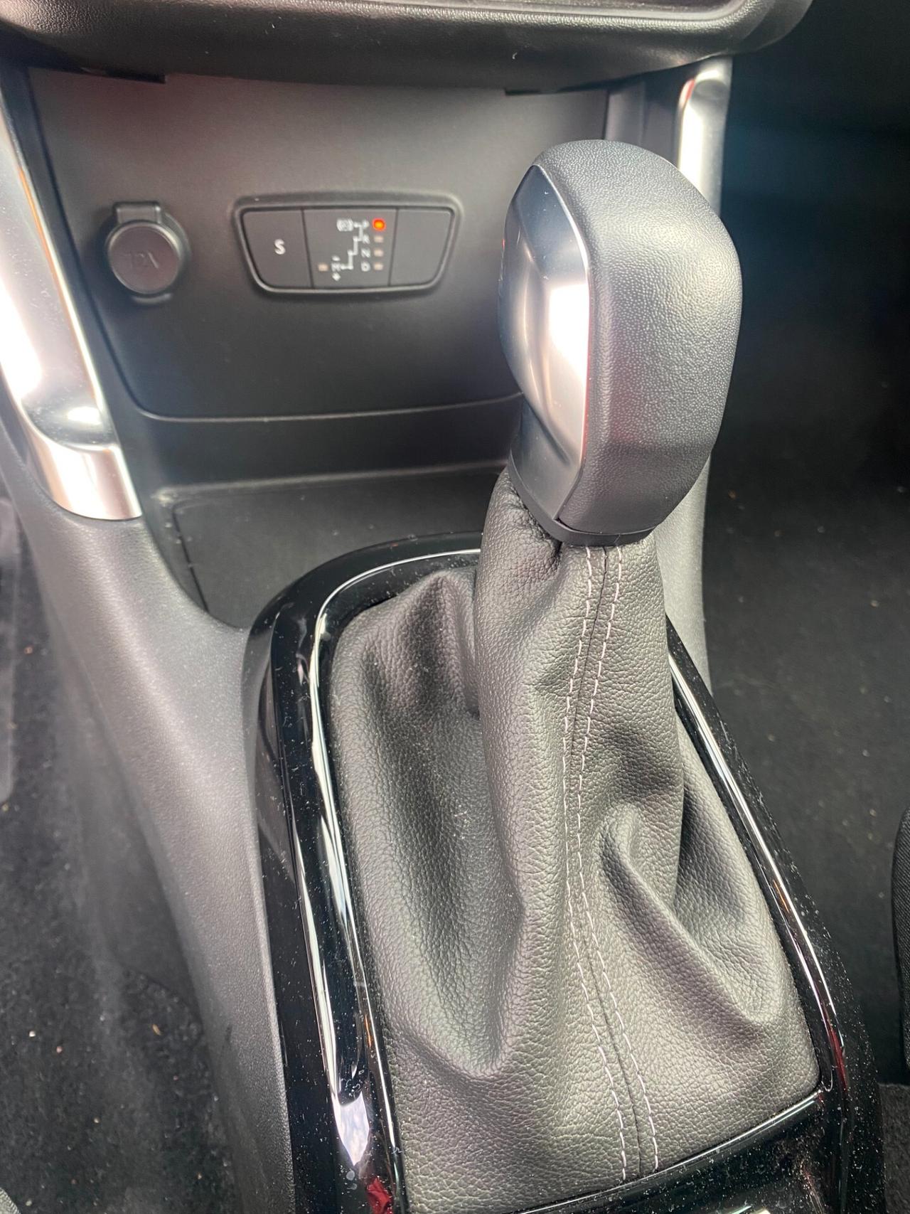 CITROEN C3 Aircross 1.2 Puretech 130Cv s&s EAT6 SHINE