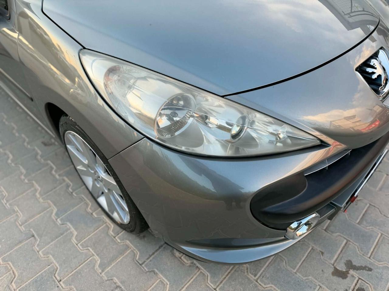 Peugeot 207 1.6 HDi 110CV 3p.CABRIO Féline OK NEOPATENTATI