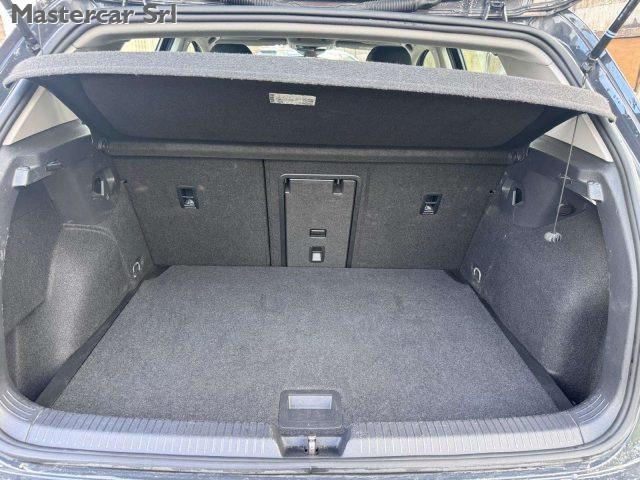 VOLKSWAGEN Golf Golf VIII 1.0 etsi evo Life 110cv dsg TG: GN095SE