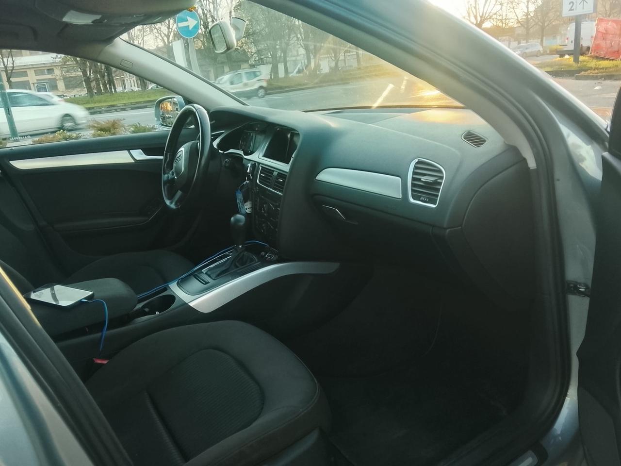 Audi A4 Avant 2.0 TDI 170CV stronic 8 marce auto