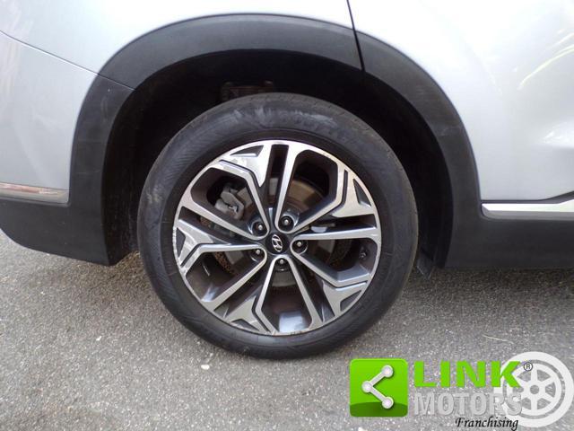 HYUNDAI Santa Fe 2.2 CRDi 4WD A/T 7 posti Xprime con Garanzia
