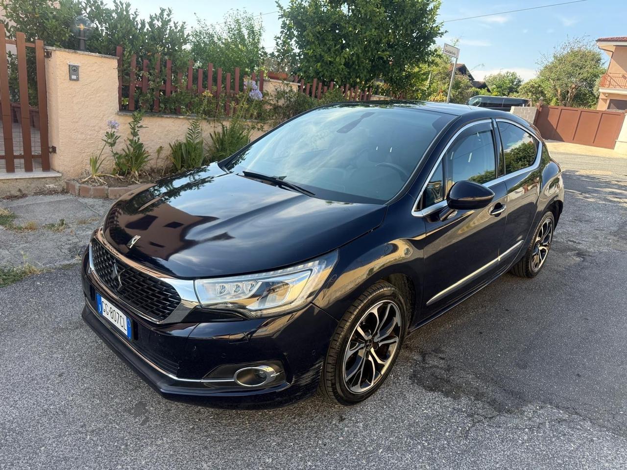 Citroen C4 DS4. BlueHDi 110 S&S Shine