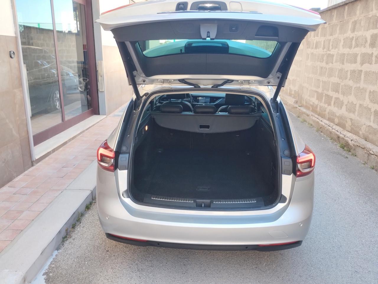 OPEL INSIGNIA 1.6 CDTI 136 CV - CAMBIO AUTOMATICO - ANNO 2019