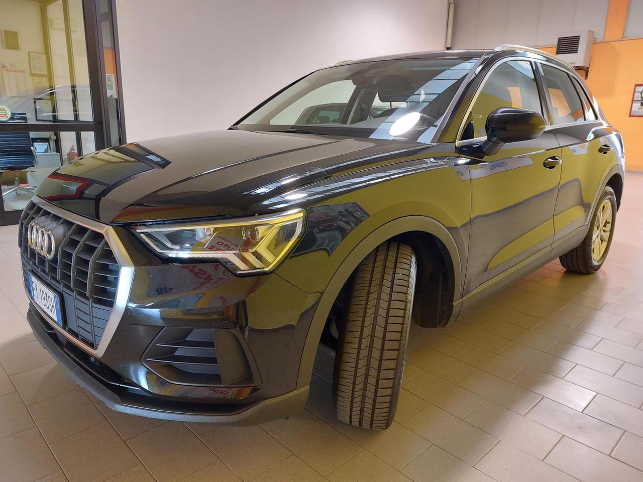 Audi Q3 35 2.0 tdi Business Advanced s-tronic