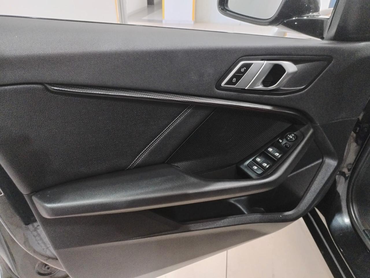 Bmw 118 118d 5p. Sport