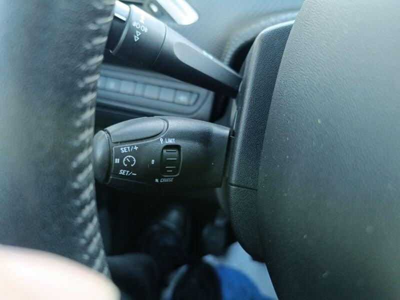 Peugeot 2008 1.2 VTi 82CV Active