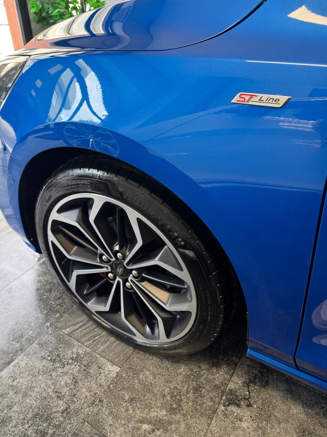 Ford Focus 1.5 120 CV ST-Line Tetto Apribile