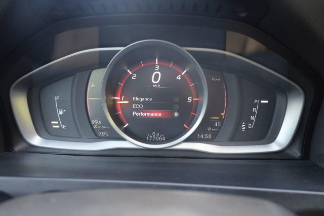 VOLVO V60 D2 Geartronic Automatica Navi Tel USB LED Cockpit