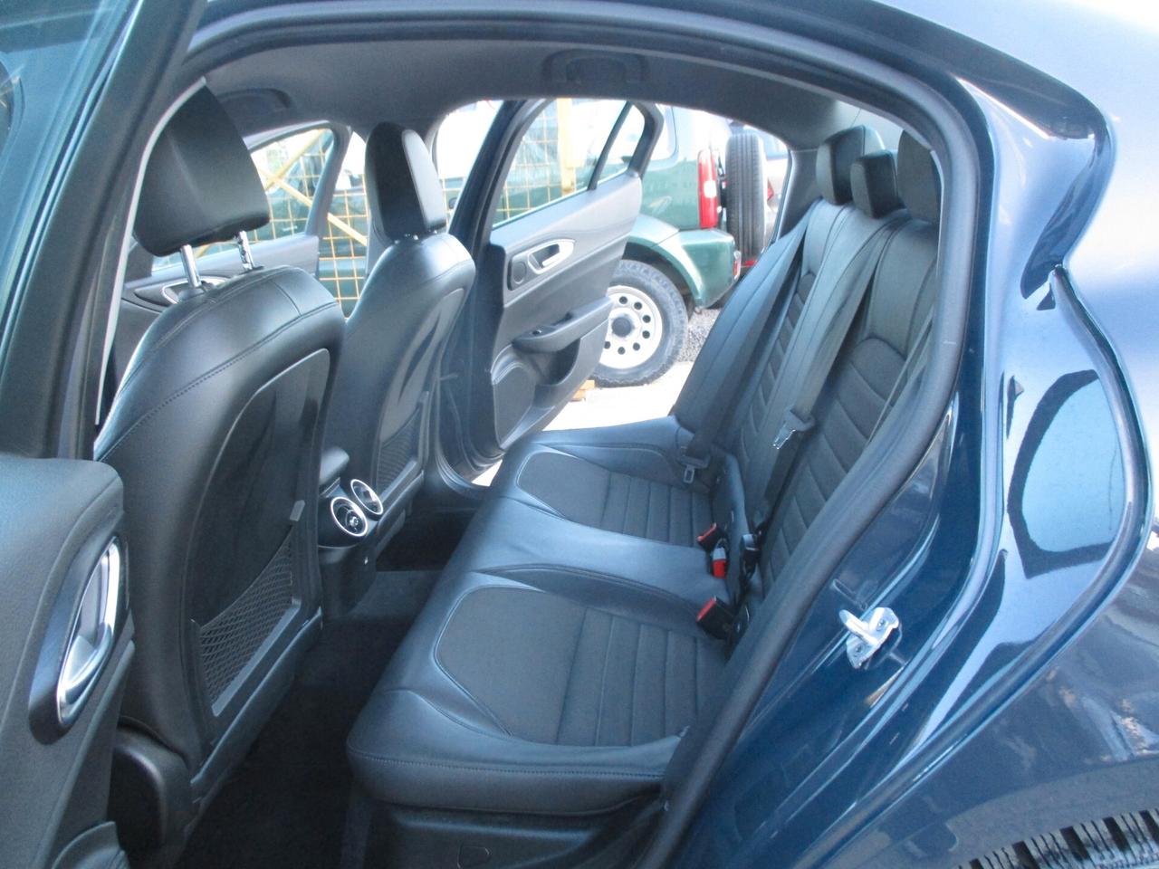 Alfa Romeo Giulia 2.2 Turbodiesel 180 CV MOLTO BELLA