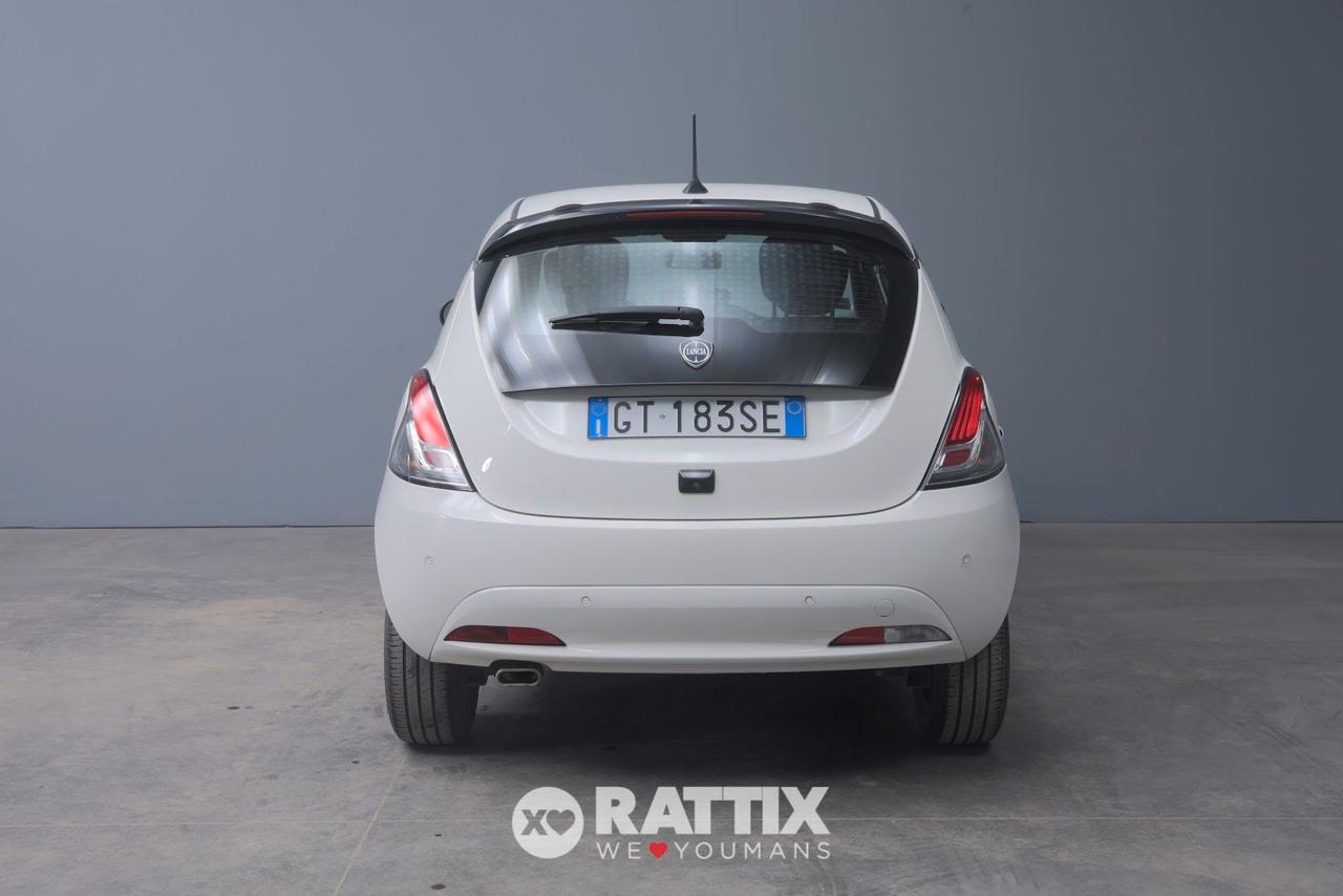 Lancia Ypsilon 1.0 Firefly Hybrid 70CV Platino
