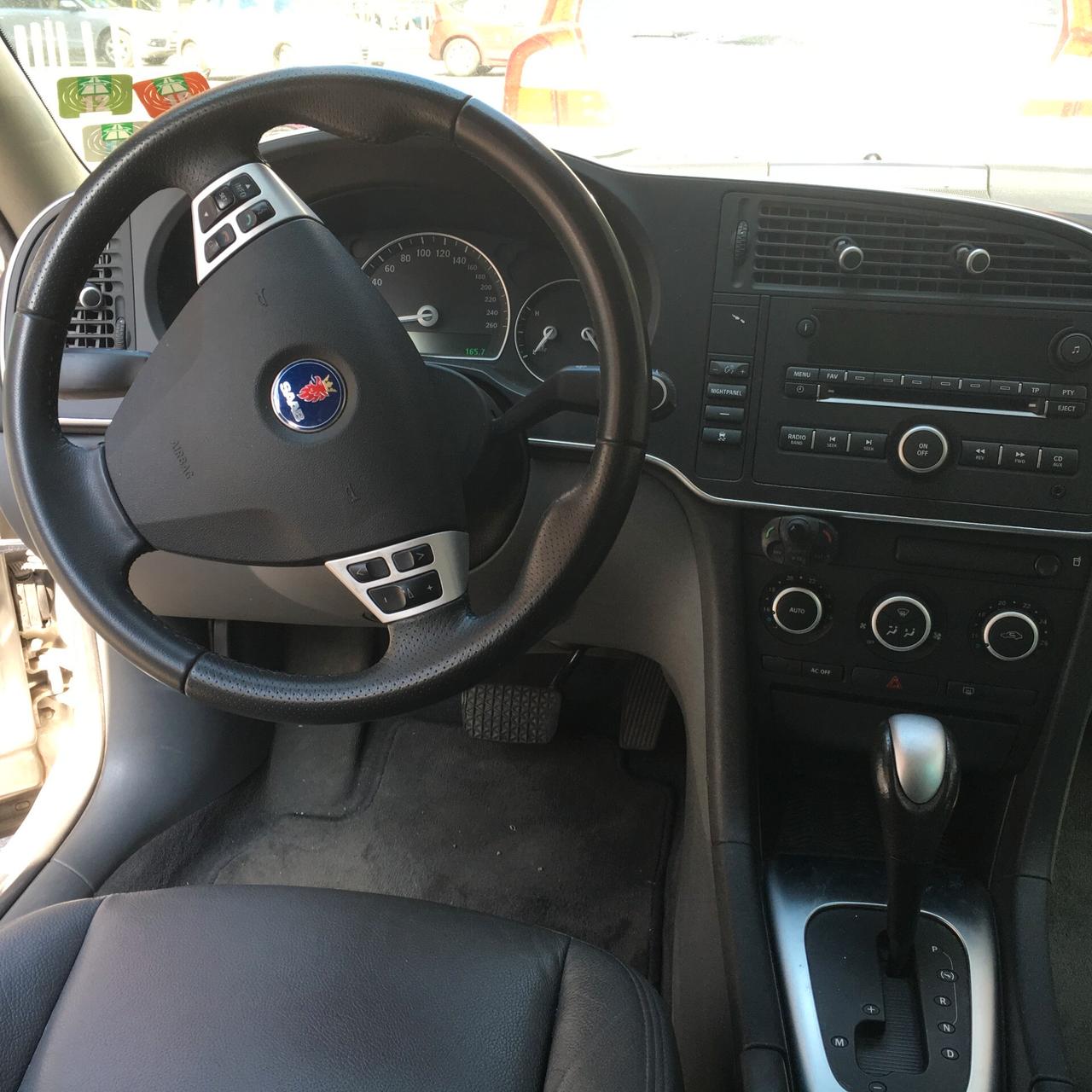 Saab 9-3 SportHatch 1.9 TiD 16V DPF Vector Sentronic