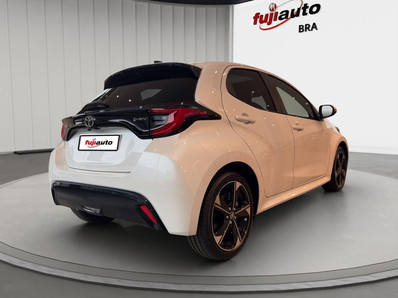Toyota Yaris 1.5h 130 Premium