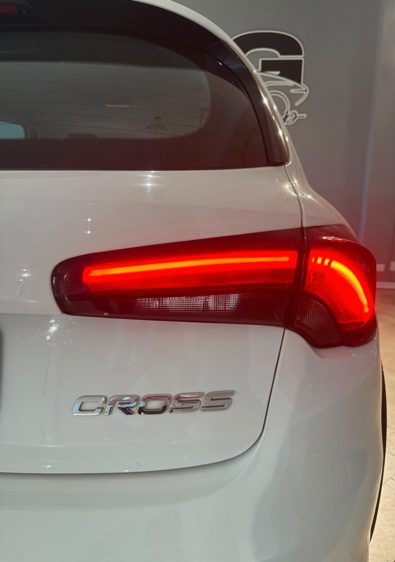 Fiat Tipo 1.6 Mjt S&S 5 porte Cross