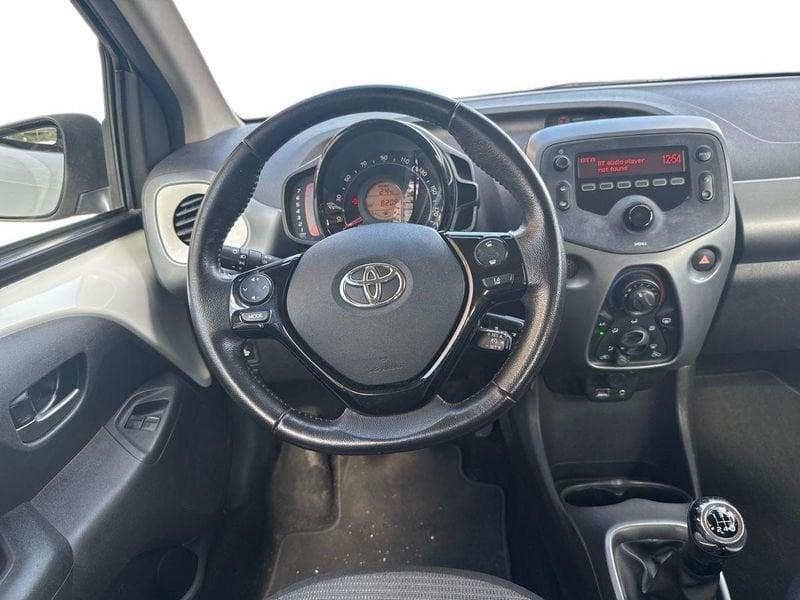 Toyota Aygo Aygo 5p 1.0 x-cool 72cv