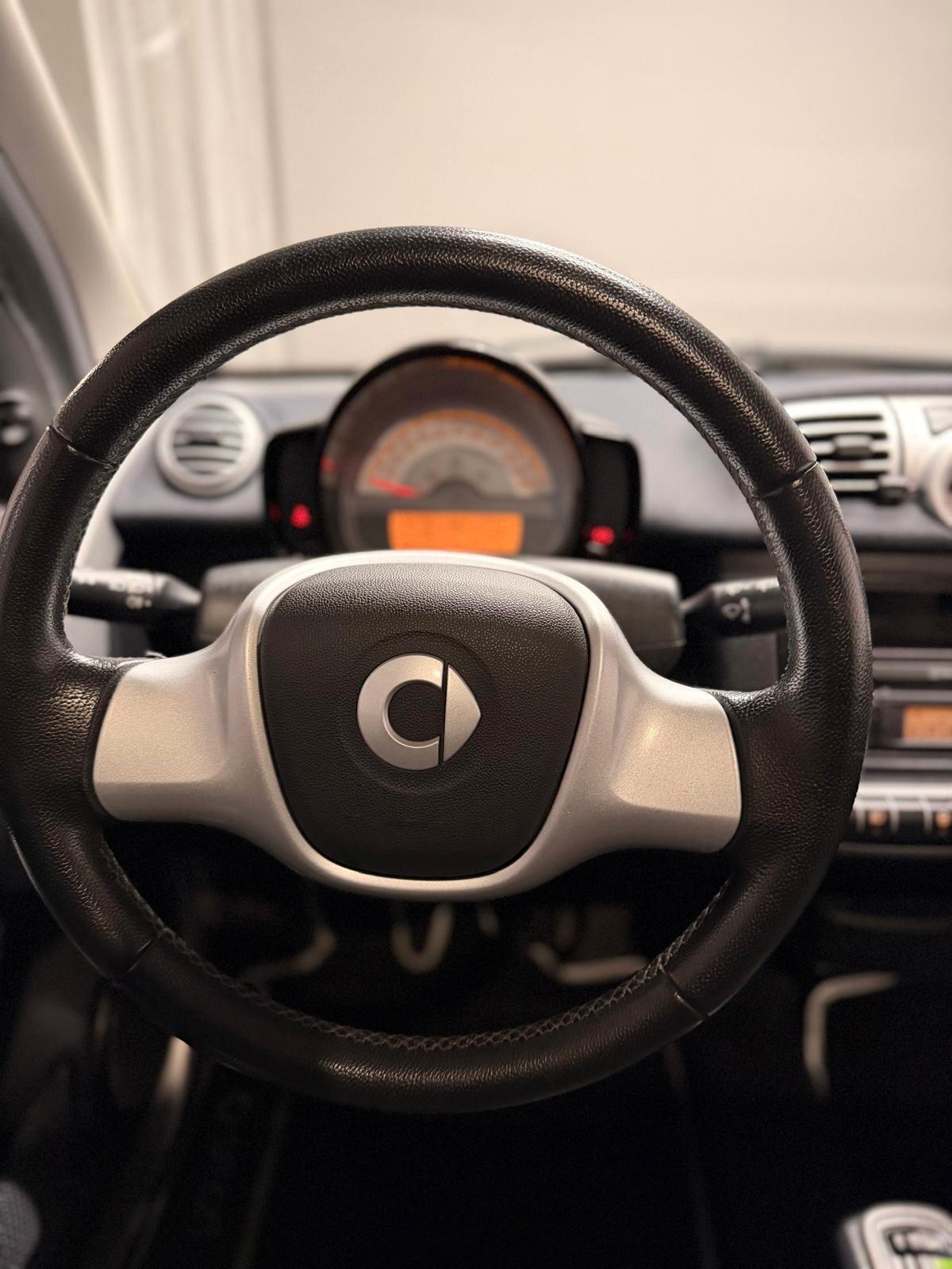 Smart ForTwo 1000 52 kW coupé pure