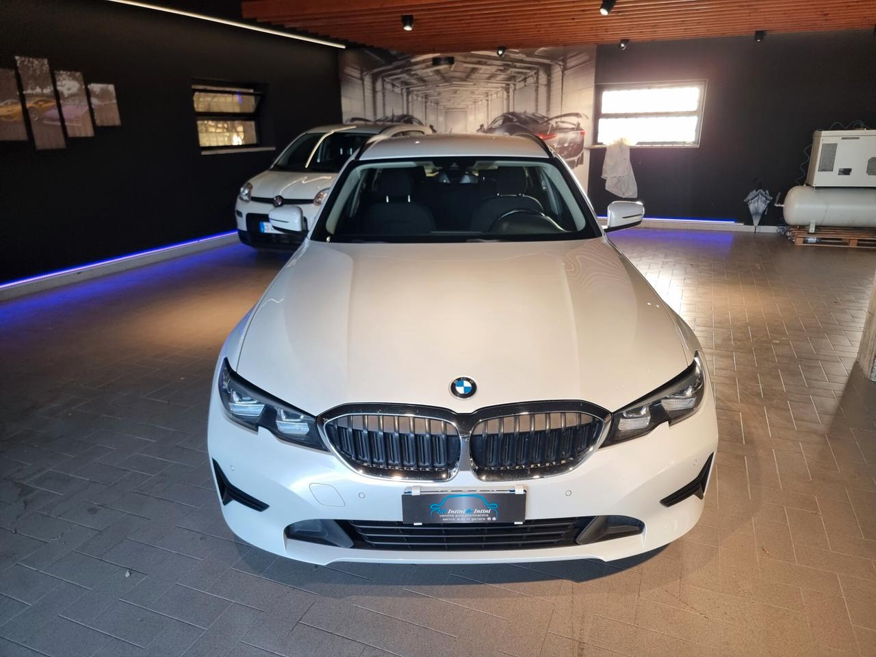 Bmw 318 318d 48V Touring Sport