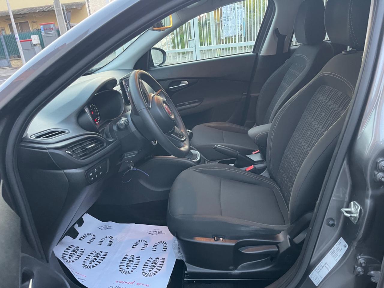 Fiat Tipo 1.6 Mjt S&S SW Cross KM 32.000! / BLOCK SHAFT