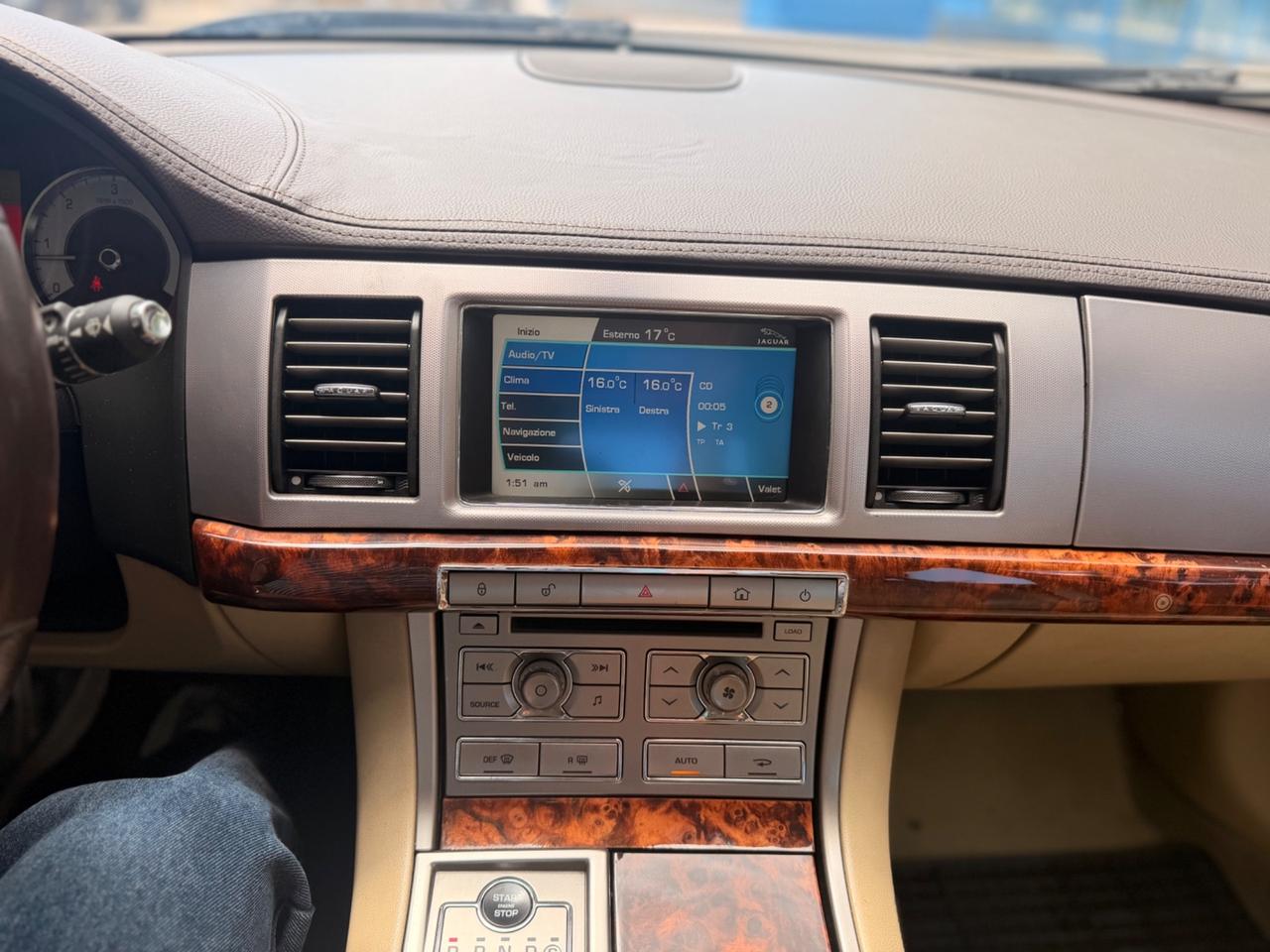 Jaguar XF 2.7 D 200 CV Premium Luxury