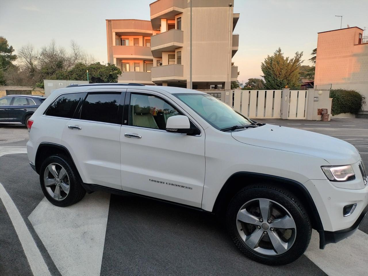 Jeep Grand Cherokee 3.0 V6 CRD 250 CV Multijet II Overland