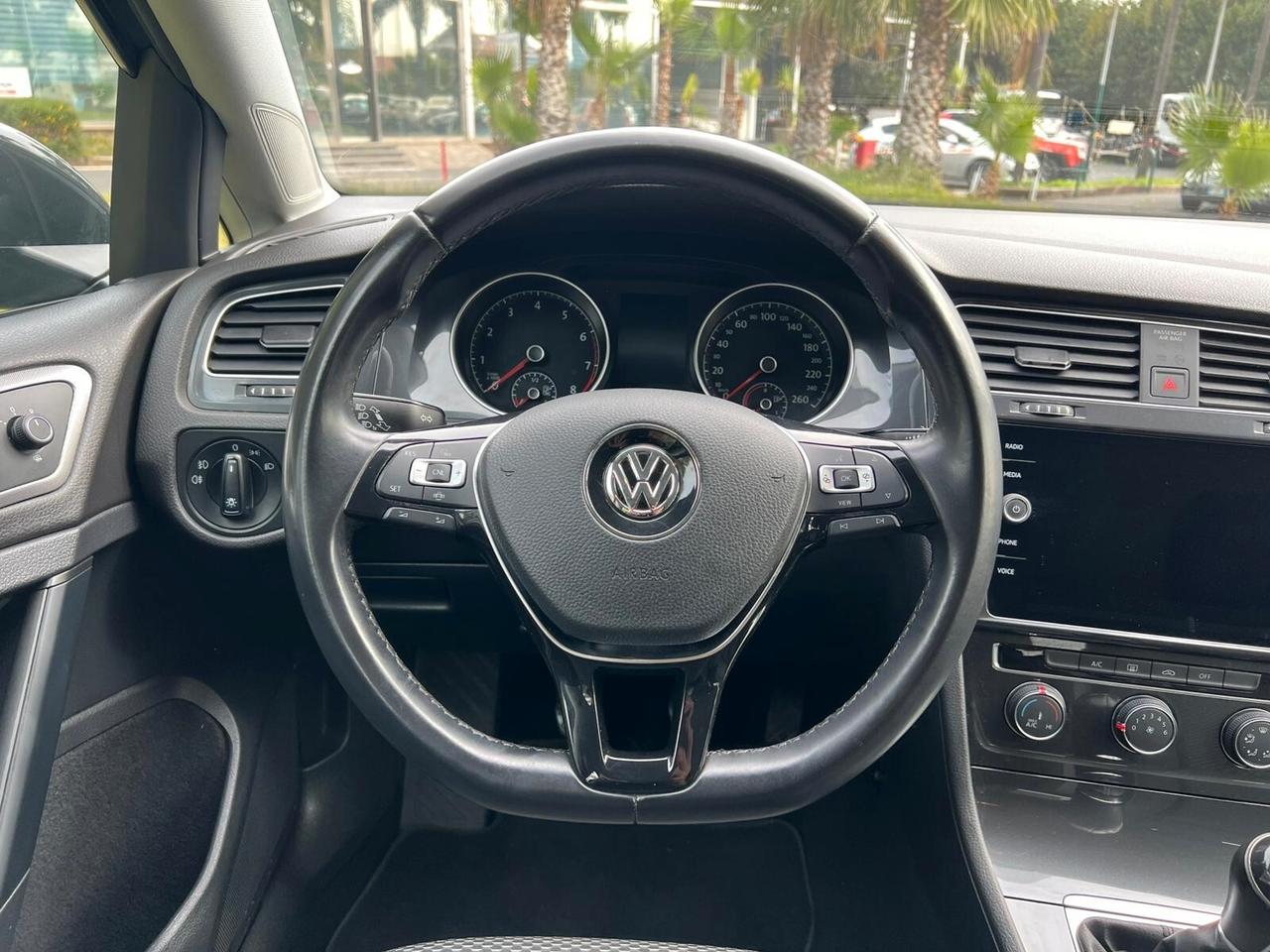 Volkswagen Golf 1.5 TGI 5p. Business BlueMotion Technology