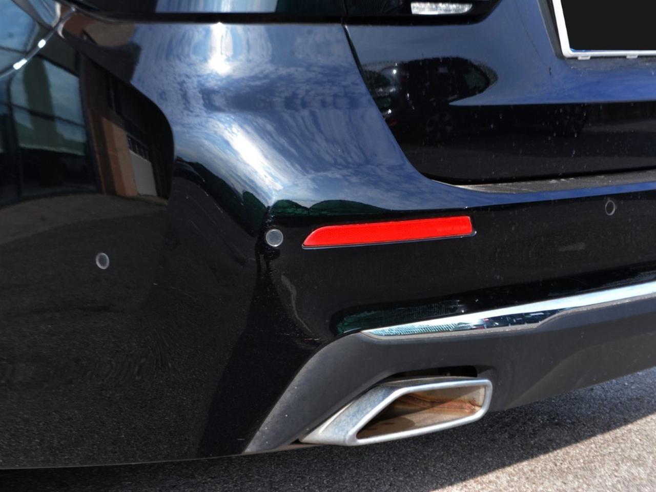 BMW Serie 5 touring 518d mild hybrid 48v luxury steptronic